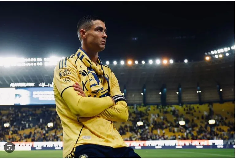 bi-an-san-co-top-6-dong-doi-tung-ghet-ronaldo-ra-mat-a